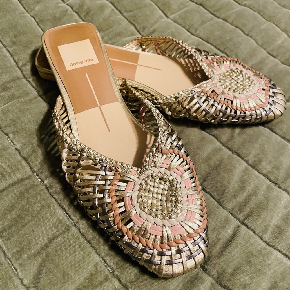 Dolce Vita Baez Woven Mule